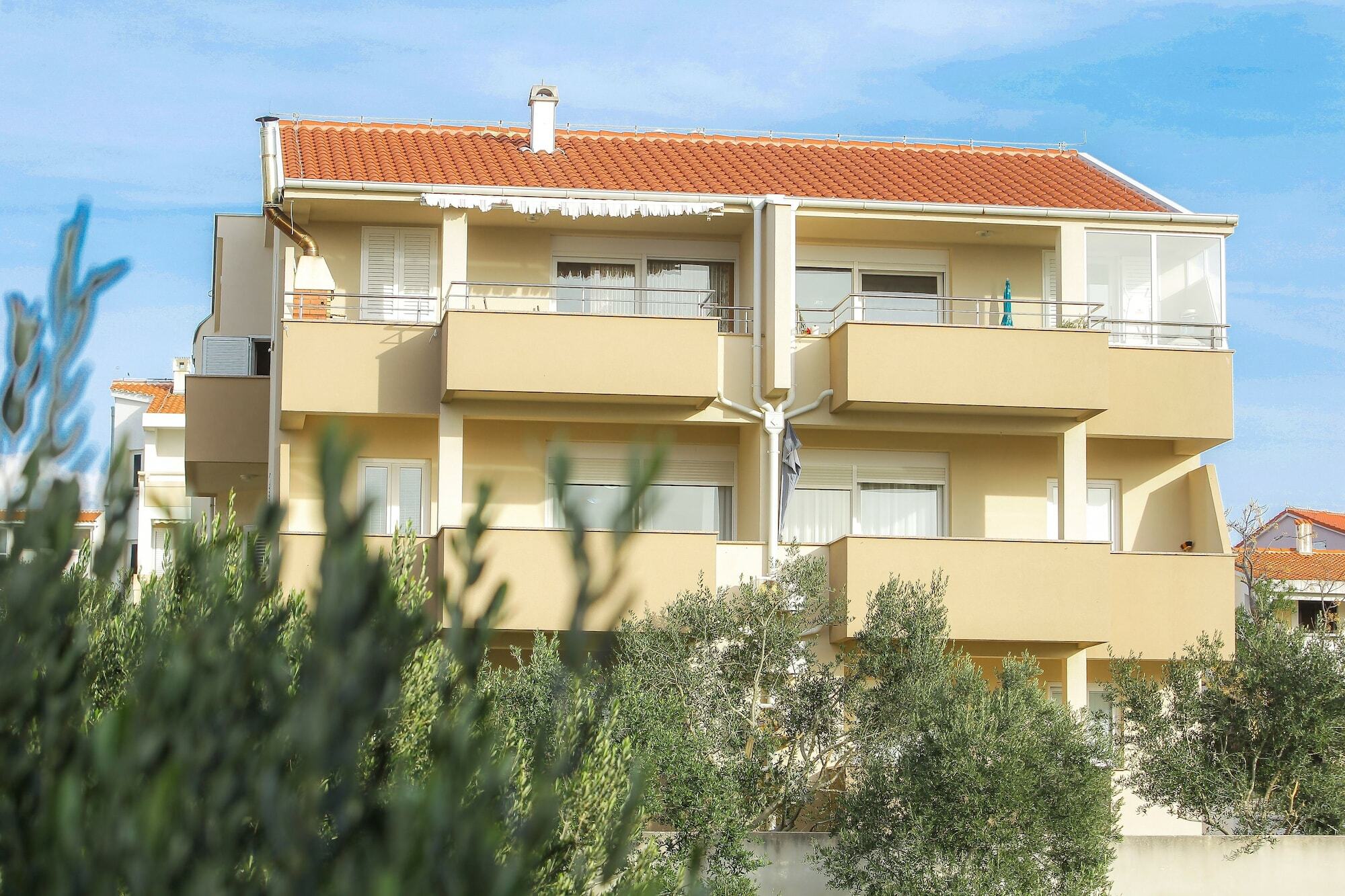 Apartments Tomy Novalja Exteriér fotografie